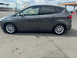 Grigio Usata 2017 Ford C-MAX Monovolume | 9990 € (Buon prezzo)