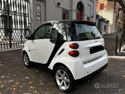 Bianco Usata 2010 Smart ForTwo Coupé Coupé | 4900 € (Buon prezzo)