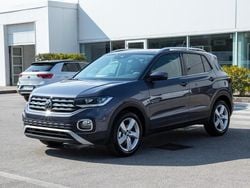 Smoky grey metallizzato Usata 2023 VW T-Cross Style SUV | 18.900 € (Ottimo prezzo)