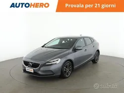 Grigio Usata 2019 Volvo V40 Business Edition Station wagon | 13.699 € (Buon prezzo)