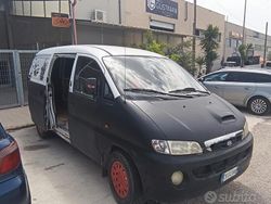 Usata 2003 Hyundai H-1 Furgone | 500 €