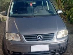 Grigio Usata 2005 VW Touran Monovolume | 4300 € (Molto cara)