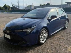 Blu/azzurro Usata 2019 Toyota Corolla Tre volumi | 16.000 € (Buon prezzo)