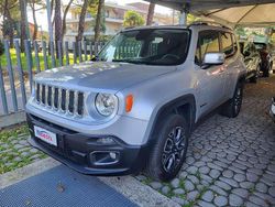 Grigio argento chiaro Usata 2014 Jeep Renegade Limited SUV | 13.900 € (Buon prezzo)