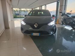 Grigio Usata 2020 Renault Clio V Life Tre volumi | 10.990 € (Buon prezzo)