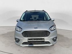 Grigio Usata 2019 Ford Tourneo Courier Monovolume | 12.500 € (Buon prezzo)