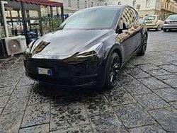 Nero Usata 2023 Tesla Model Y SUV | 45.000 € (Cara)