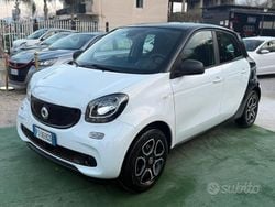 Bianco Usata 2018 Smart ForFour Electric Drive Passion Tre volumi | 8499 € (Buon prezzo)