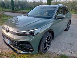 Verde Usata 2024 VW Tiguan R-line SUV | 39.500 € (Molto cara)