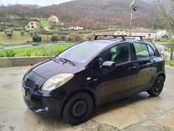 Nero Usata 2008 Toyota Yaris Tre volumi | 2500 € (Cara)