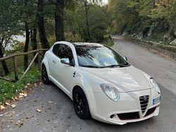 Bianco Usata 2009 Alfa Romeo MiTo Distinctive Due volumi | 5500 € (Molto cara)