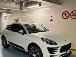 Bianco Usata 2015 Porsche Macan S SUV | 30.000 € (Ottimo prezzo)