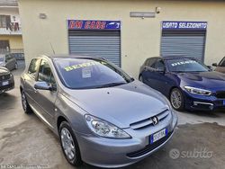 Grigio Usata 2004 Peugeot 307 Due volumi | 1500 € (Buon prezzo)