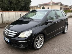 Nero Usata 2006 Mercedes B180 Monovolume | 2200 € (Super prezzo)