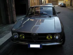 Argento Usata 1968 Alfa Romeo 1750 Veloce Tre volumi | 48.000 €