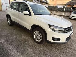 Bianco Usata 2015 VW Tiguan Trendline SUV | 12.298 € (Buon prezzo)