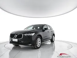 Nero Usata 2020 Volvo XC60 Momentum SUV | 25.800 € (Buon prezzo)
