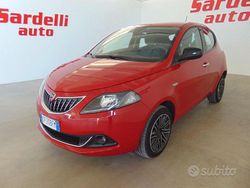 Rosso Usata 2023 Lancia Ypsilon Gold Due volumi | 13.300 € (Buon prezzo)