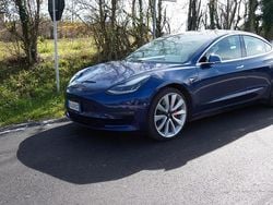 Blu Usata 2019 Tesla Model 3 Tre volumi | 20.000 € (Buon prezzo)
