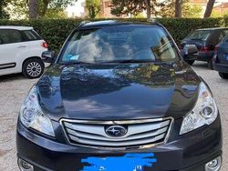 Blu/azzurro Usata 2011 Subaru Outback Station wagon | 4320 €