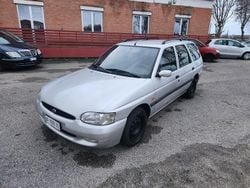 Argento Usata 1998 Ford Escort S Station wagon | 1400 €