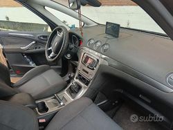 Usata 2007 Ford S-MAX Titanium Monovolume | 2000 € (Ottimo prezzo)