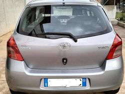 Usata 2008 Toyota Yaris Tre volumi | 4300 €
