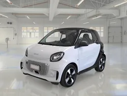 Bianco Usata 2021 Smart ForTwo Electric Drive Passion Due volumi | 11.450 € (Ottimo prezzo)