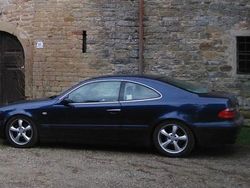 Antracite Usata 2001 Mercedes CLK200 Avantgarde | 3900 € (Buon prezzo)