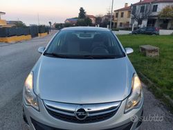 Grigio Usata 2013 Opel Corsa Due volumi | 3350 € (Buon prezzo)