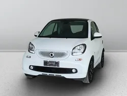 Bianco(met.) Usata 2019 Smart ForTwo Cabrio Superpassion Cabrio | 18.600 € (Molto cara)