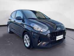 Aurora grey Usata 2022 Hyundai i10 Due volumi | 12.900 € (Buon prezzo)
