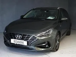 Grigio Usata 2022 Hyundai i30 Prime Tre volumi | 13.980 € (Ottimo prezzo)