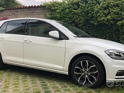 Bianco Usata 2017 VW Golf VII Highline Tre volumi | 9950 € (Ottimo prezzo)