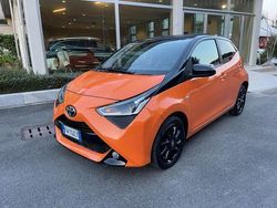 Arancione pastello Usata 2019 Toyota Aygo Connect Style Due volumi | 11.800 € (Buon prezzo)