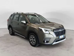 Verde Usata 2022 Subaru Forester Style SUV | 27.500 € (Buon prezzo)