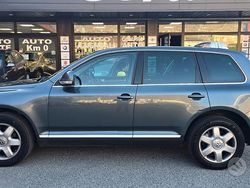 Grigio Usata 2007 VW Touareg Exclusive SUV | 7800 € (Buon prezzo)