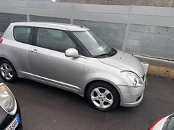Argento Usata 2007 Suzuki Swift GL Tre volumi | 1399 € (Super prezzo)