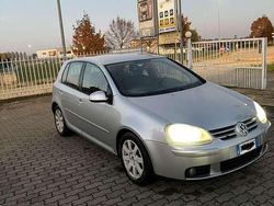 Usata 2004 VW Golf IV Sportline Tre volumi | 2500 € (Buon prezzo)