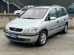 Grigio Usata 2002 Opel Zafira Elegance Monovolume | 1699 € (Buon prezzo)