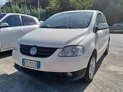 Bianco Usata 2009 VW Fox Due volumi | 2250 €