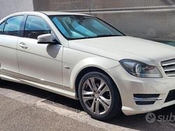 Bianco Usata 2012 Mercedes C200 Tre volumi | 10.000 € (Buon prezzo)