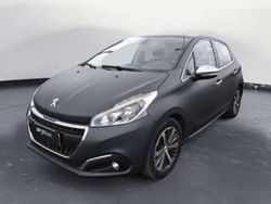 Nero Usata 2016 Peugeot 208 Due volumi | 7900 € (Buon prezzo)