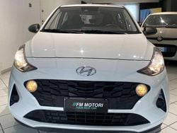Bianco Usata 2021 Hyundai i10 Advanced Due volumi | 11.100 € (Buon prezzo)