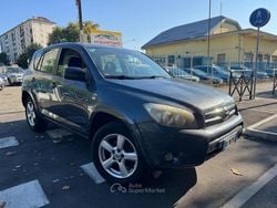 Grigio Usata 2006 Toyota RAV4 Luxury SUV | 3999 € (Buon prezzo)