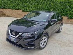 Nero Usata 2019 Nissan Qashqai SUV | 11.999 €