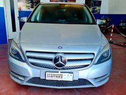 Grigio Usata 2015 Mercedes 200 Premium Due volumi | 12.900 €
