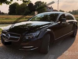 Nero Usata 2013 Mercedes CLS350 Shooting Brake AMG line Station wagon | 11.500 €