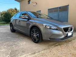Usata 2016 Volvo V40 Station wagon | 8500 € (Buon prezzo)