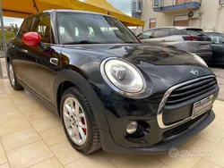 Nero Usata 2017 Mini Cooper D Due volumi | 12.490 € (Buon prezzo)